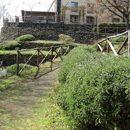 Boscoscuro Villa Ragalna Buitenkant foto