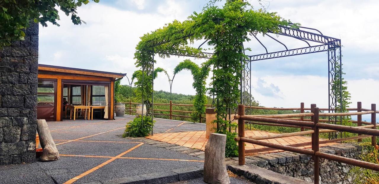 Boscoscuro Villa Ragalna Buitenkant foto