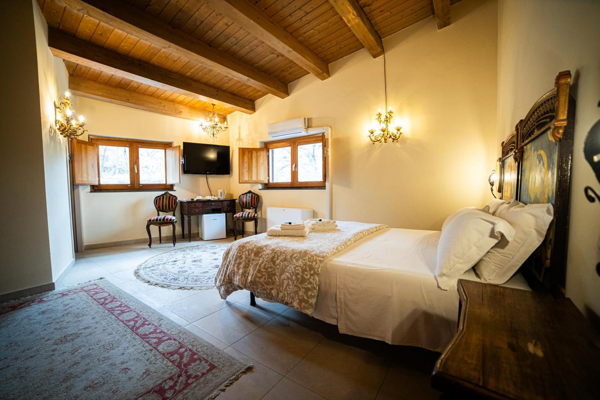 Boscoscuro Villa Ragalna Buitenkant foto